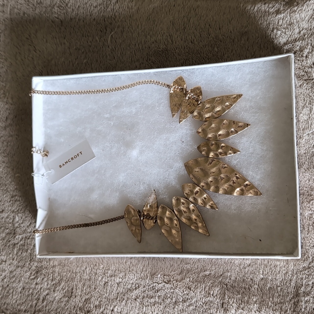 Bancroft gold Bib necklace